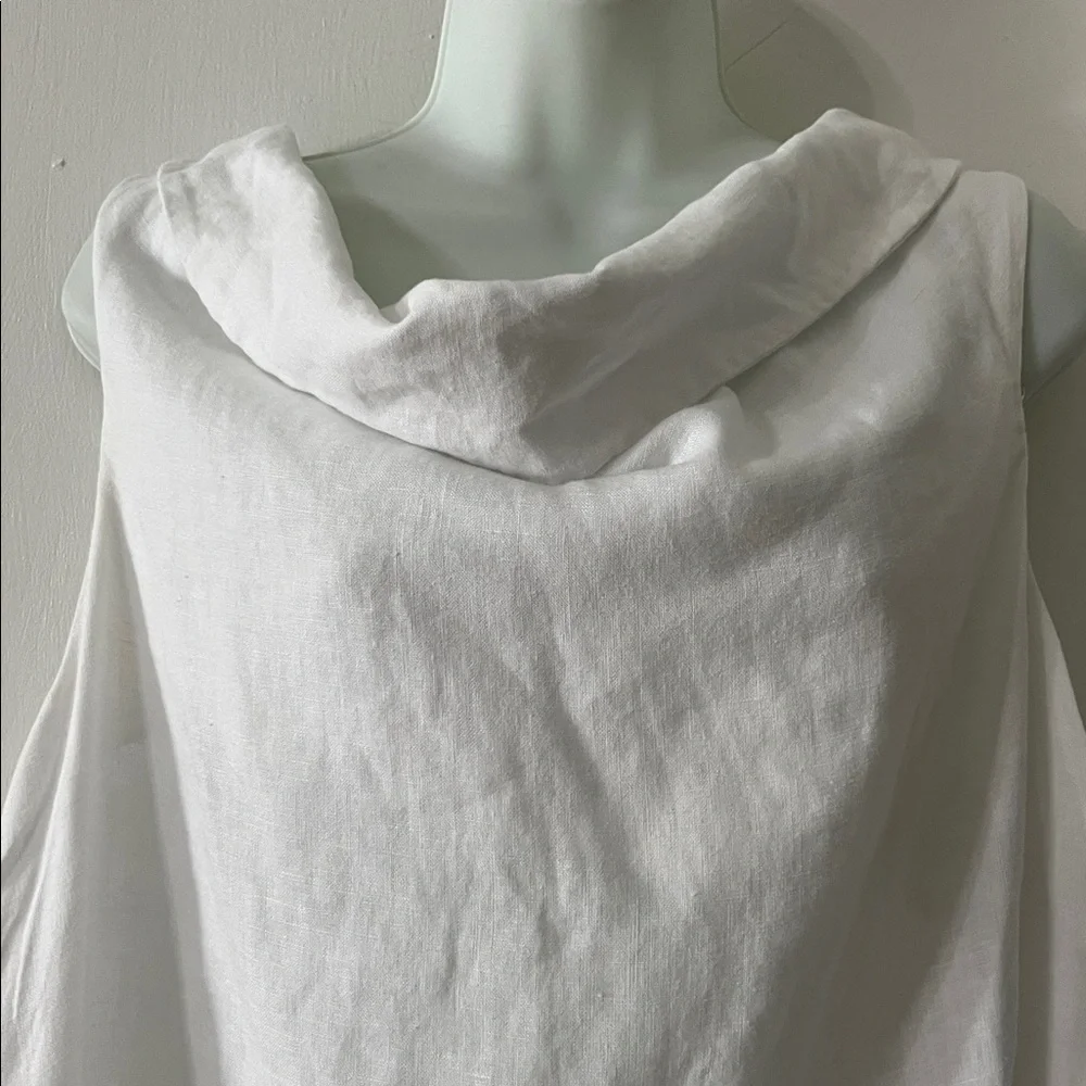 LUCA VANUCCI White Sleeveless Cowl Neck dress - Picture 2 of 11